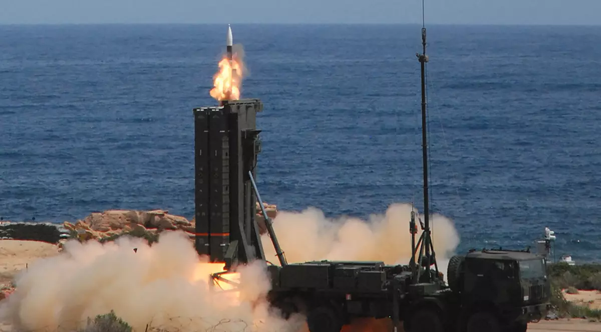 Primul semn că Marea Britanie se pregătește să trimită Ucrainei rachete cu rază lungă de acțiune