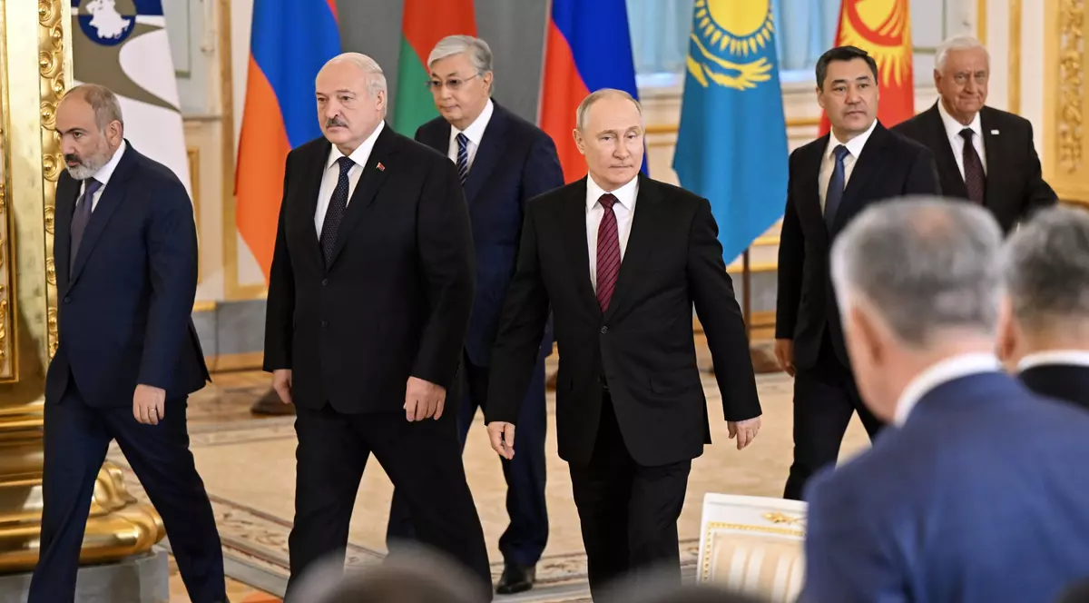 Lukașenko susține că Moscova va transfera arme nucleare oricărei țări care se va alătura Uniunii Statale Rusia-Belarus