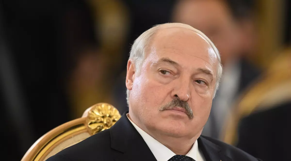 Aleksandr Lukașenko anunță că transferul de arme nucleare tactice din Rusia în Belarus a început deja