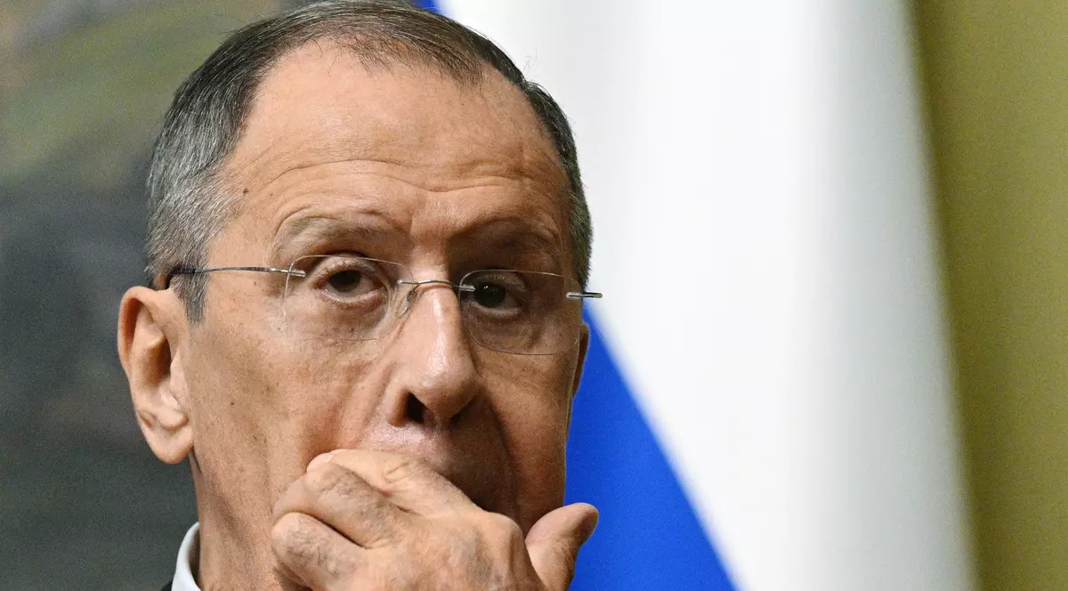 Serghei Lavrov susține că Occidentul „se joacă cu focul” în cazul livrărilor de avioane F-16 pentru Ucraina și că vrea „să dezmembreze” Rusia