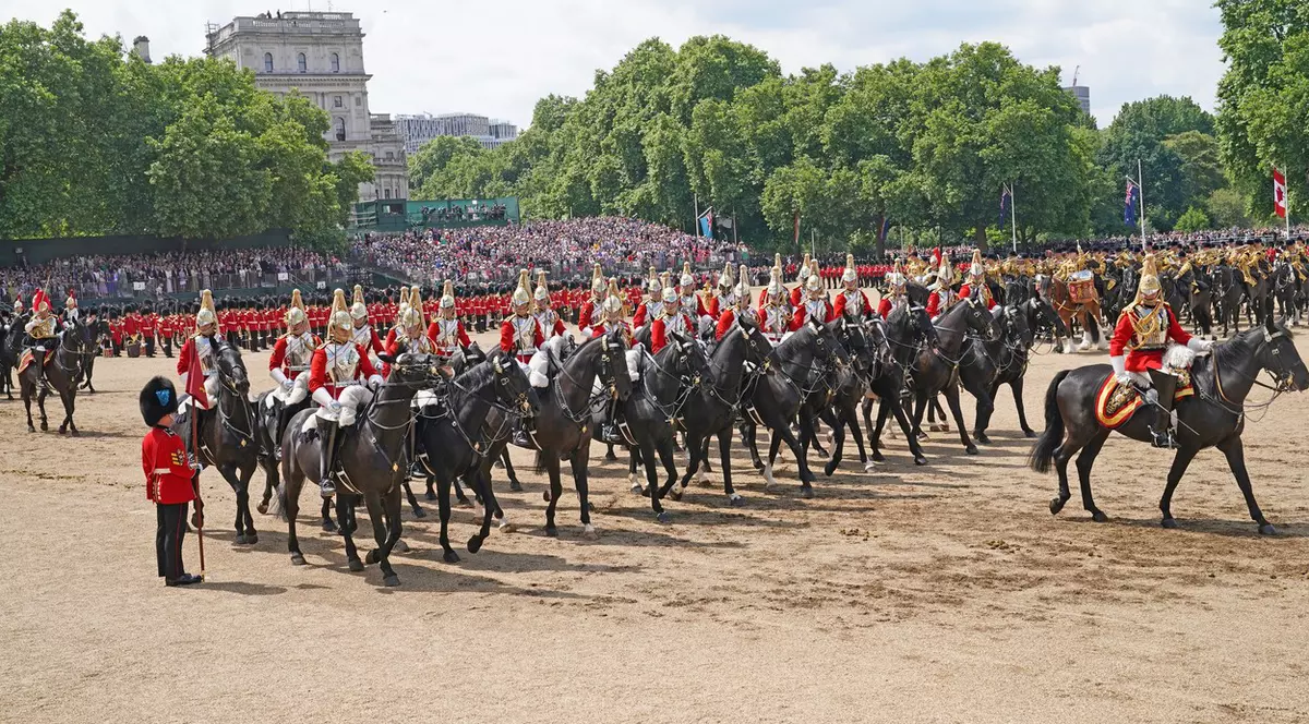 Regele Charles al III-lea, la prima paradă aniversară - Trooping the Colour. De ce își sărbătorește ziua de naștere de două ori pe an