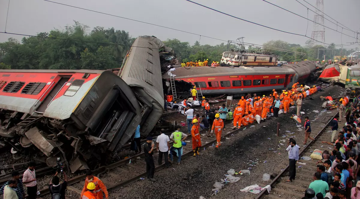 Mărturii ale supraviețuitorilor tragediei feroviare din India. „Am văzut că cineva și-a pierdut mâna, altcineva, piciorul”