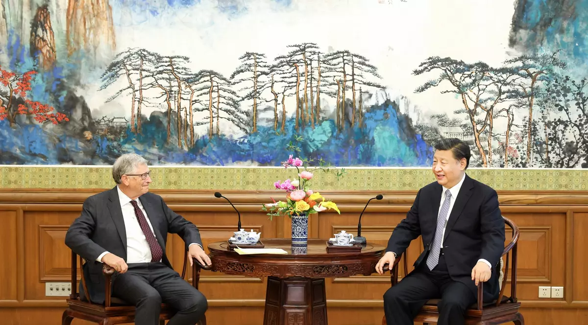 Bill Gates, întâlnire cu liderul chinez Xi Jinping, la Beijing. „Sunteți un vechi prieten de-ai noștri”