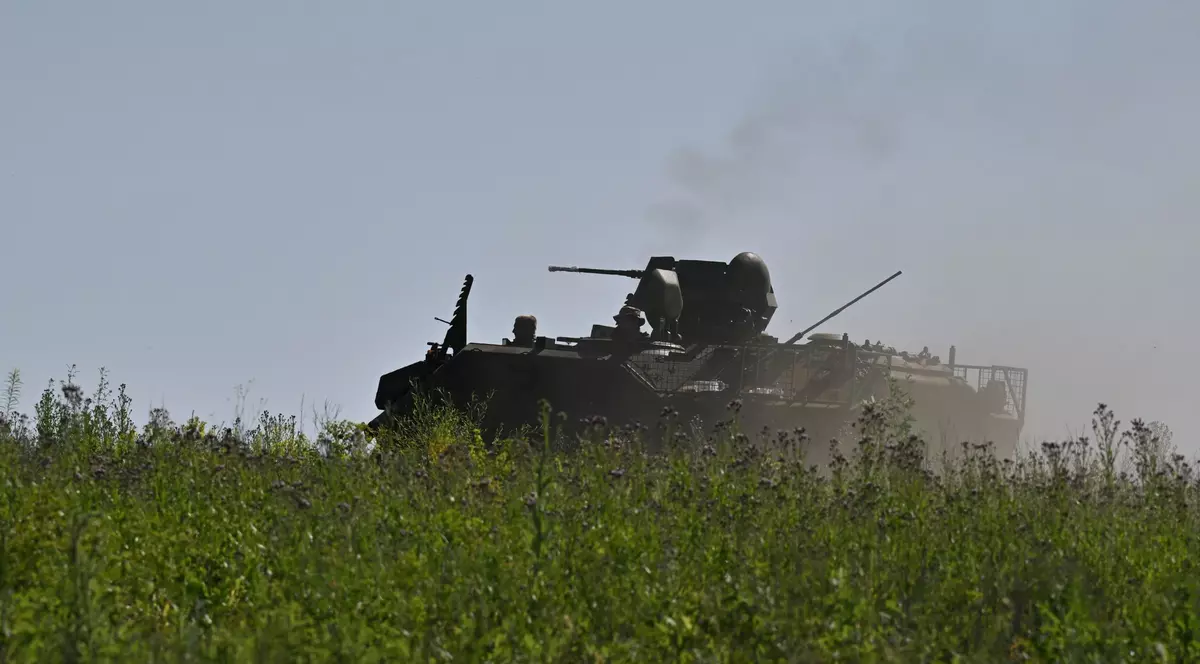 Război în Ucraina, ziua 483 | Zelenski admite că ofensiva "e mai lentă decât s-ar fi dorit", în timp ce Putin anunță creșterea producției în masă de drone