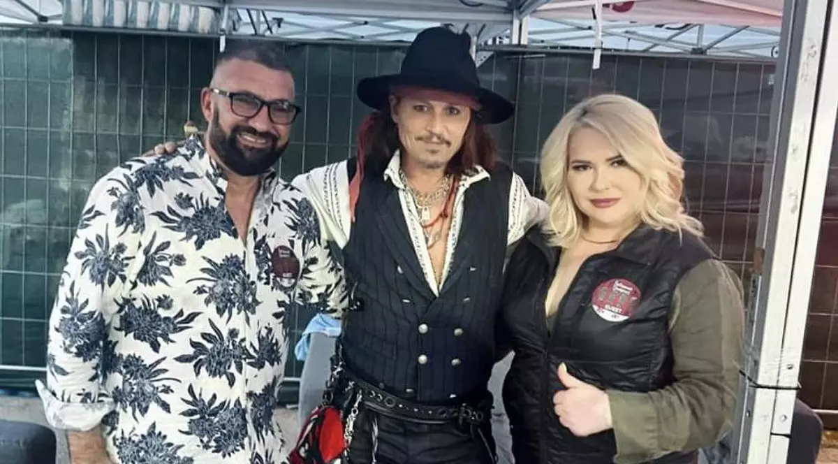 Ioniță, Johnny Depp și Viorica de la Clejani