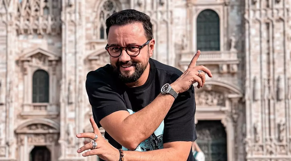 Cătălin Măruță a povestit cum cucerea femei în timp ce era la muncă. „Am agățat pe forum, aveam un forum. Veneau la emisiune”