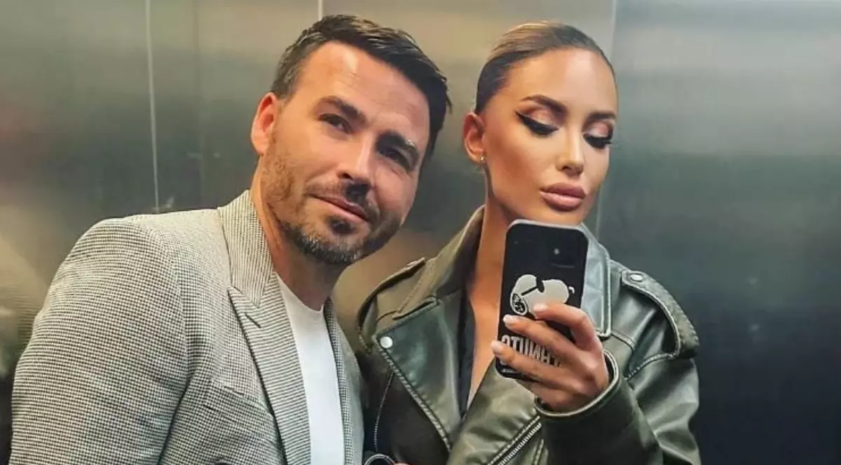 Adrian Cristea și Andreea Roșca s-au despărțit după șase luni de relație. Care a fost motivul: „Nu mai suntem împreună”