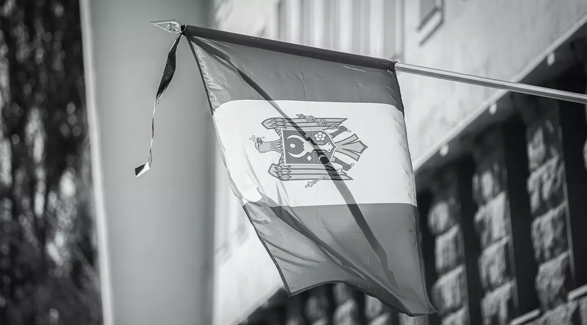 Zi de doliu în Republica Moldova, după atacul armat de la Aeroportul Internațional Chișinău