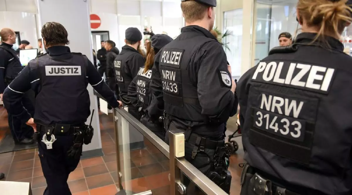 Un român a povestit cum a ajuns curier pentru traficantul de droguri Albano și a fost prins la primul transport cu 5 kg de cocaină, în Germania