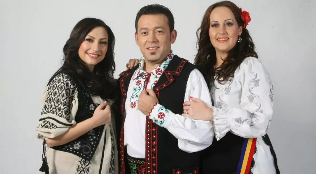 Cumnata Andrei, detalii neștiute din relația cu fratele artistei, Săndel Mihai. „Am luat o pauză de doi ani”