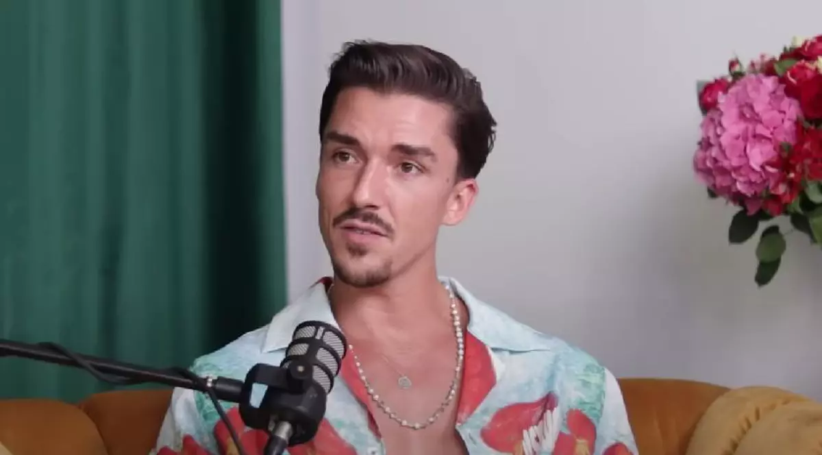 Emil Rengle a povestit cum și-a anunțat părinții despre orientarea lui sexuală: „Mă așteptam să fie cea mai mare dezamăgire”