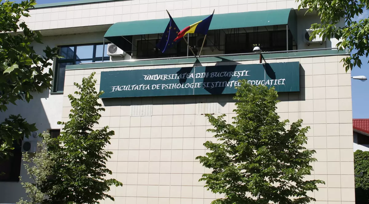 Nemulțumiri la admiterea la Psihologie în București, unde s-au înscris 37 de candidați pe un loc la buget: „Publicați subiectele, transparență am vrea”