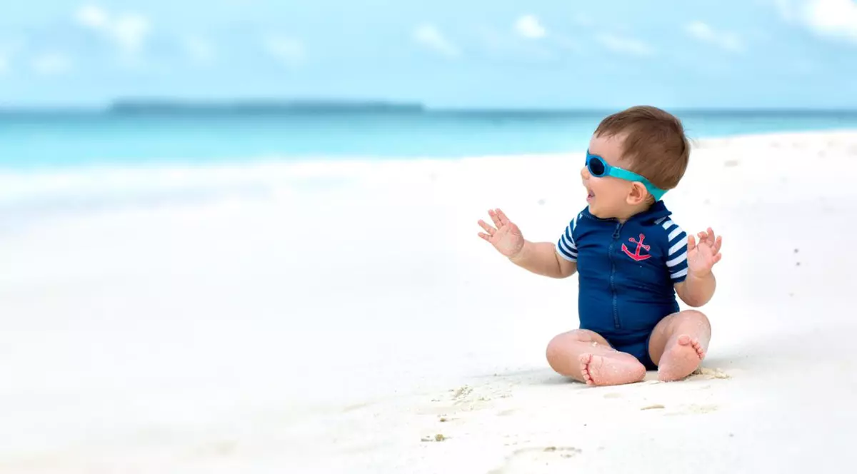 Gata de vacanță? Cum alegi cel mai bun costum de baie pentru copii