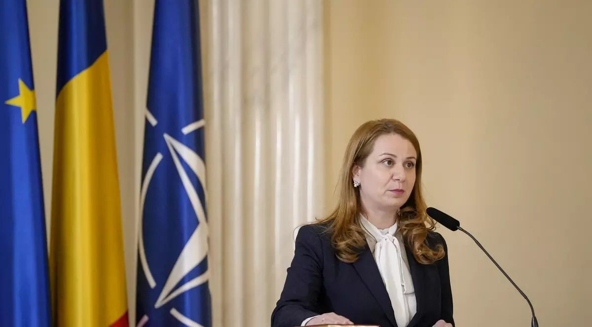 Profesoară înregistrată când le spunea elevilor că Ligia Deca este „o imbecilă”. Comportamentul ei, reclamat în trecut și de părinți