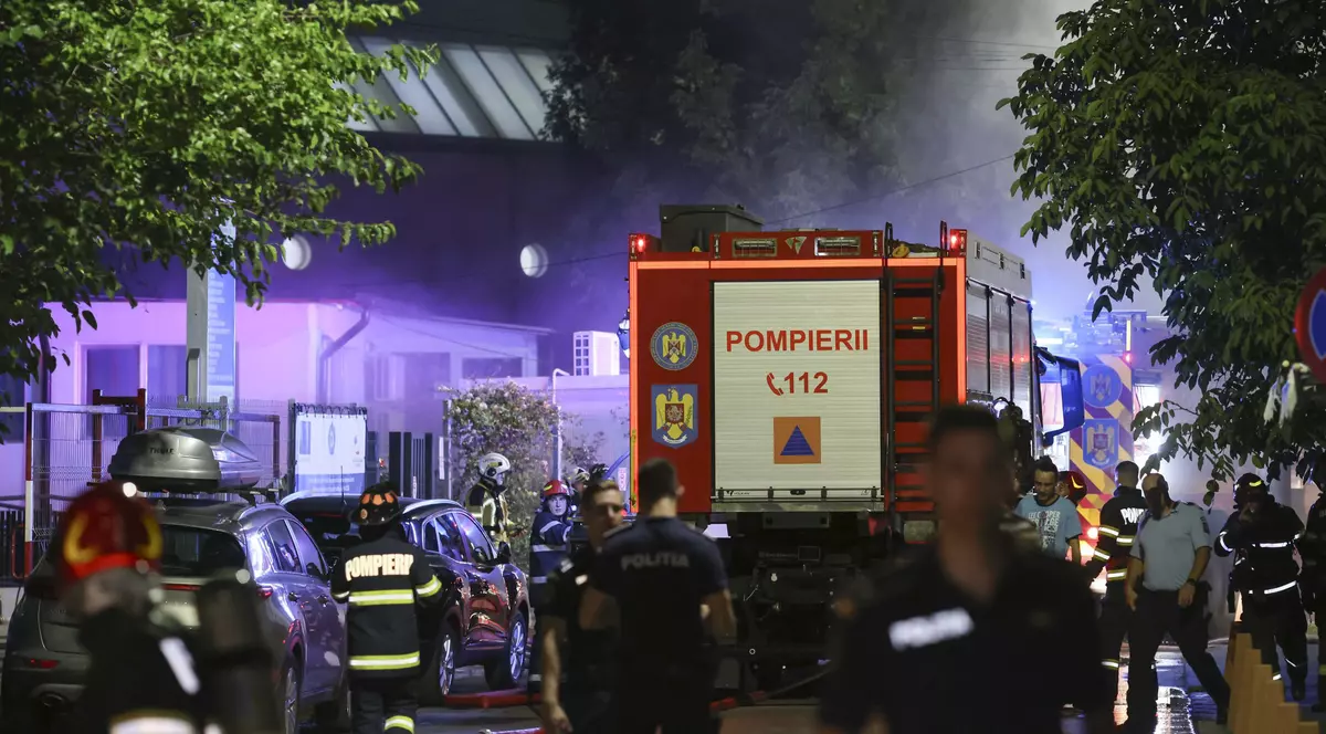 Incendiu în curtea Spitalului Nicolae Robănescu. Peste 100 de copii au fost evacuați. Cum s-a produs incidentul. VIDEO