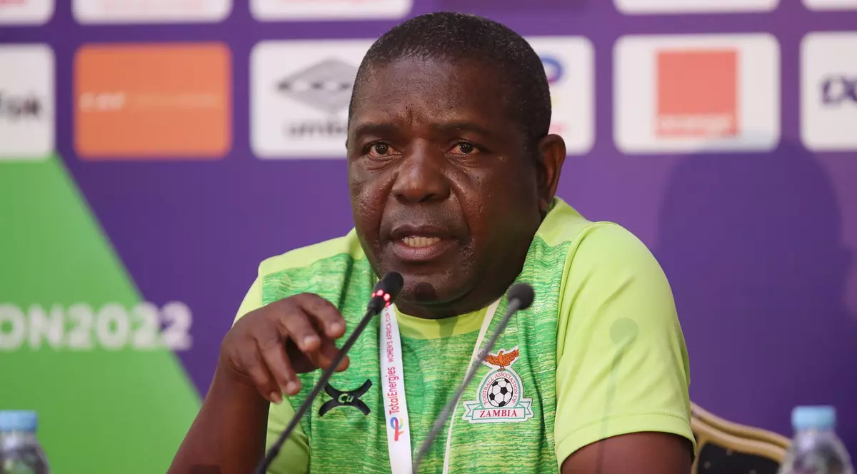 Antrenorul unei echipe naționale de fotbal, anchetat pentru comportamentul său sexual: „Dacă vrea să se culce cu cineva, trebuie să spui da”