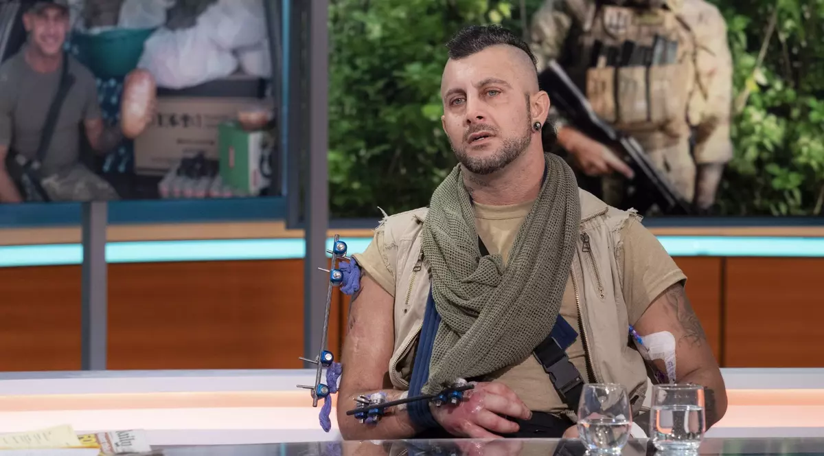 Soldatul britanic poreclit „Rambo” s-a întors în Ucraina, după ce a fost aruncat în aer de trupele ruse: „Cât încă respir, voi continua lupta”