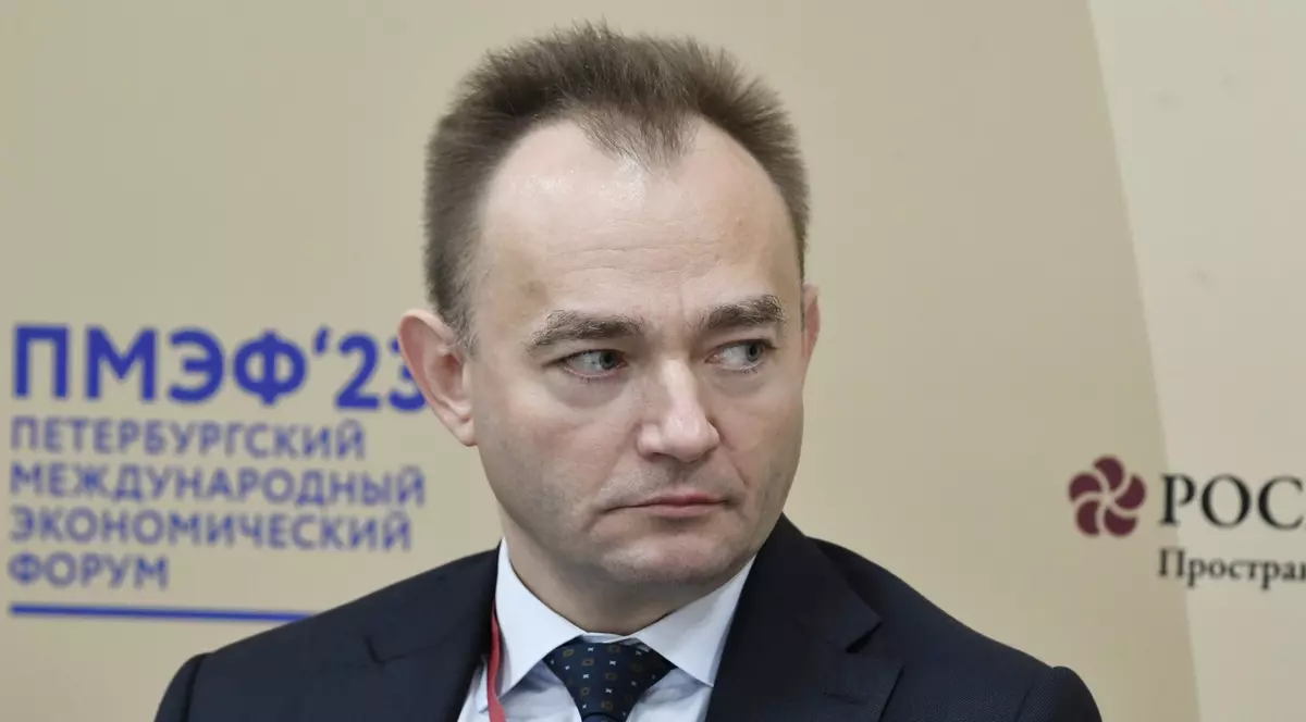 Ministrul adjunct comunicațiilor și mass-media din Rusia, arestat pentru corupție. Prins în flagrant când lua mita, într-un restaurant din Moscova