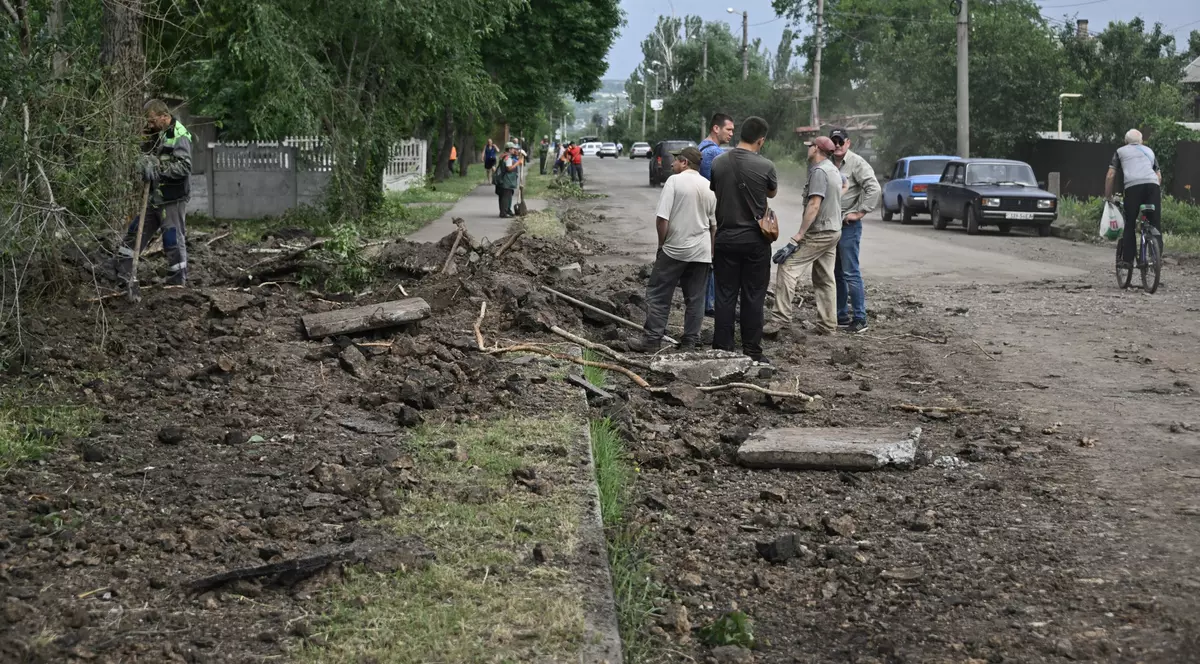 Un cameraman al postului Deutsche Welle a fost rănit în Donețk, într-un atac al rușilor cu muniții cu dispersie, în timp ce realiza un reportaj