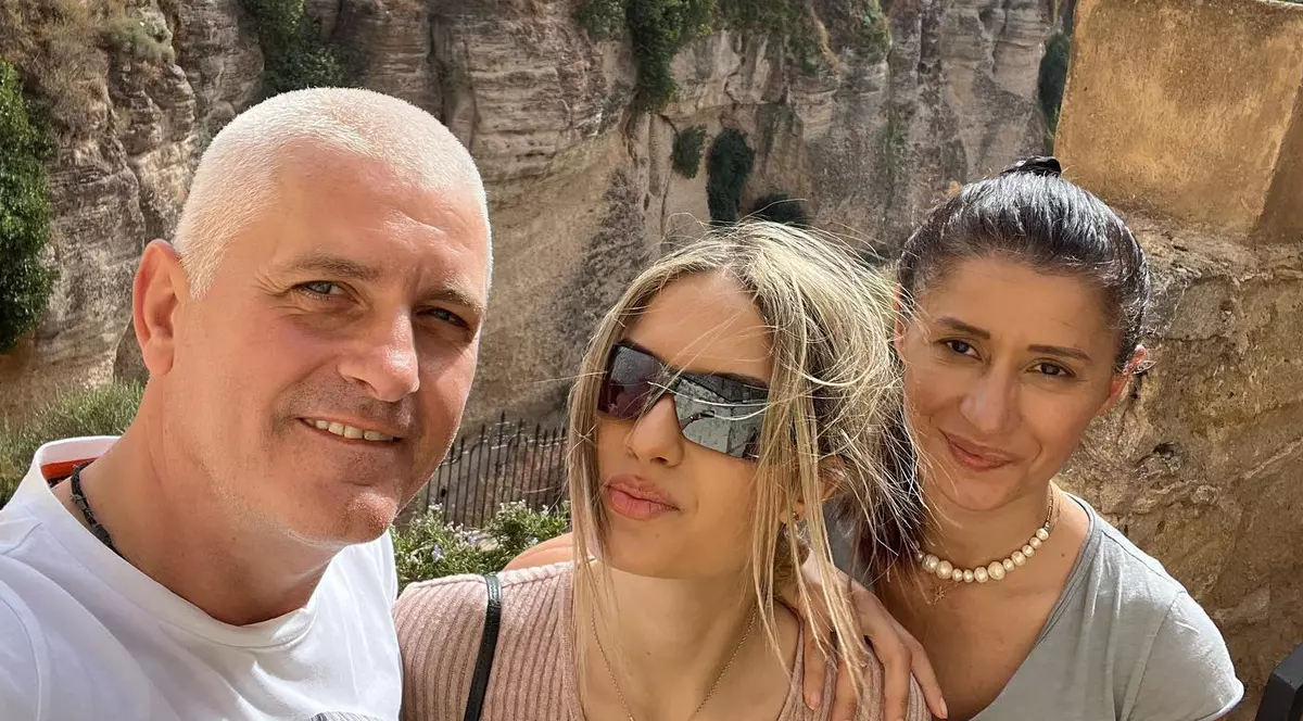 Mesajul lui Virgil Ianțu pentru iubita lui, Roxana, de ziua ei de naștere. „Aici chiar nu glumesc”