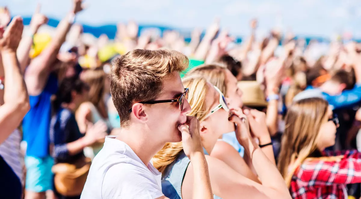 INTERVIU. După cazul Gheboasă, o profesoară de muzică vorbește despre problema copiilor „de 6-7 ani care cântă «Lasă-mă papa la mare» în aplauzele părinților”