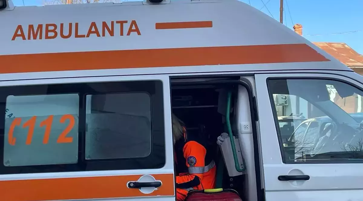 Gemeni de 9 ani găsiți morți în casă, după ce s-au intoxicat cu monoxid de carbon, în Dolj. Bunica lor este în stare gravă