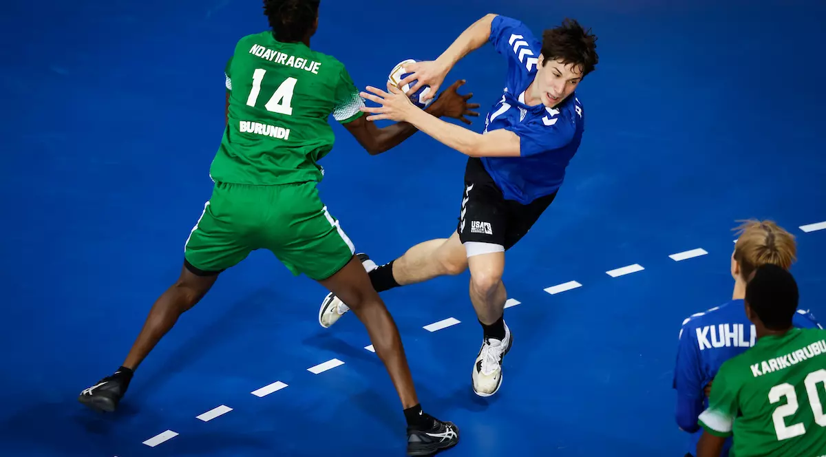 Zece handbalişti din Burundi au fugit de la Campionatul Mondial U19 din Croația. Poliția îi caută de aproape o săptămână