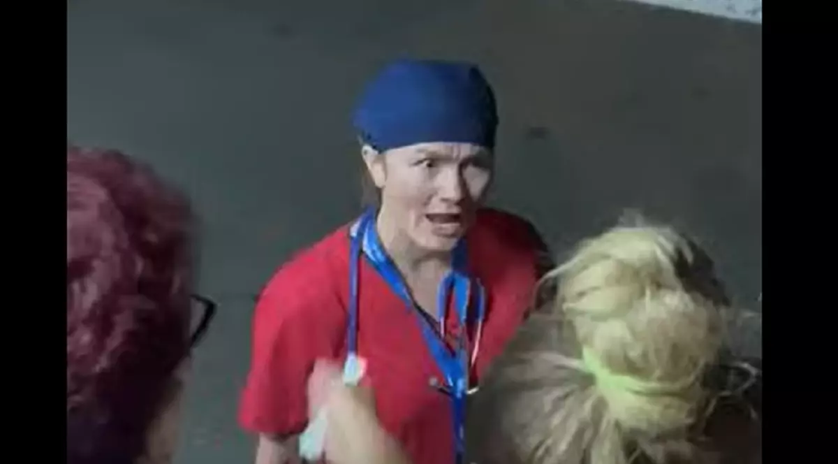 Doctorița de la Botoșani care a strigat către protestatari „țipați ca niște animale”: „Am primit amenințări cu moartea”