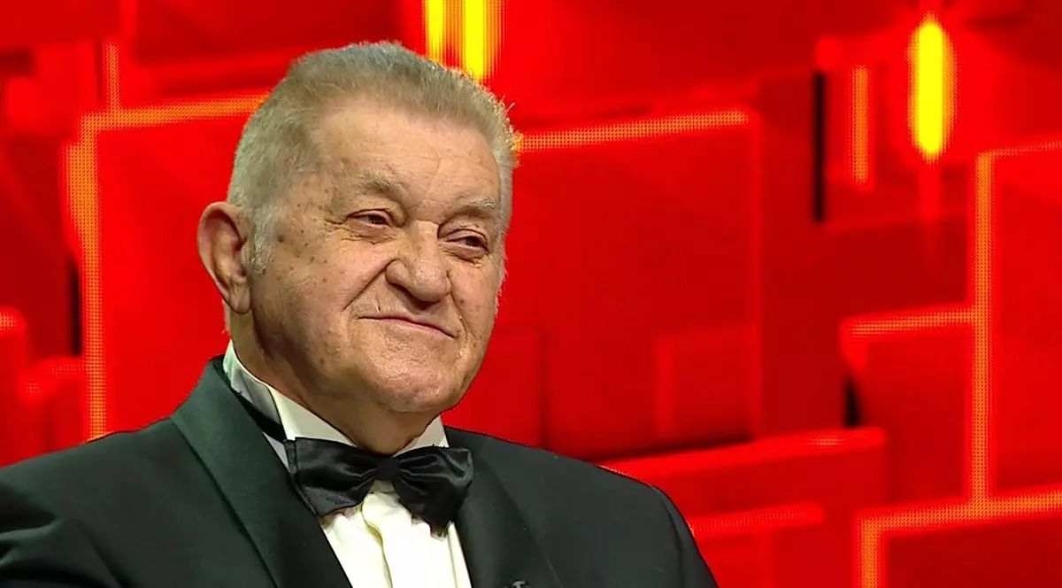 Cum se menține actorul Dorel Vișan în formă la 86 de ani. „În fiecare primăvară și vară fac așa ceva în fiecare dimineață”