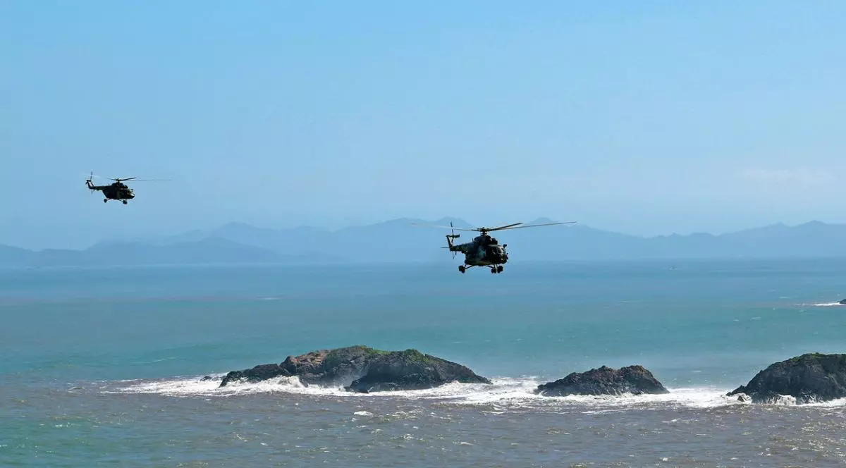 China face exerciții militare în jurul Taiwanului, ca „avertisment sever” pentru forțele separatiste. Reacție de la Taipei