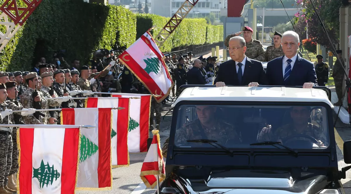 Mașina ministrului libanez al apărării, lovită de gloanțe. Incidentul survine după un schimb de focuri în care a fost implicată gruparea Hezbollah