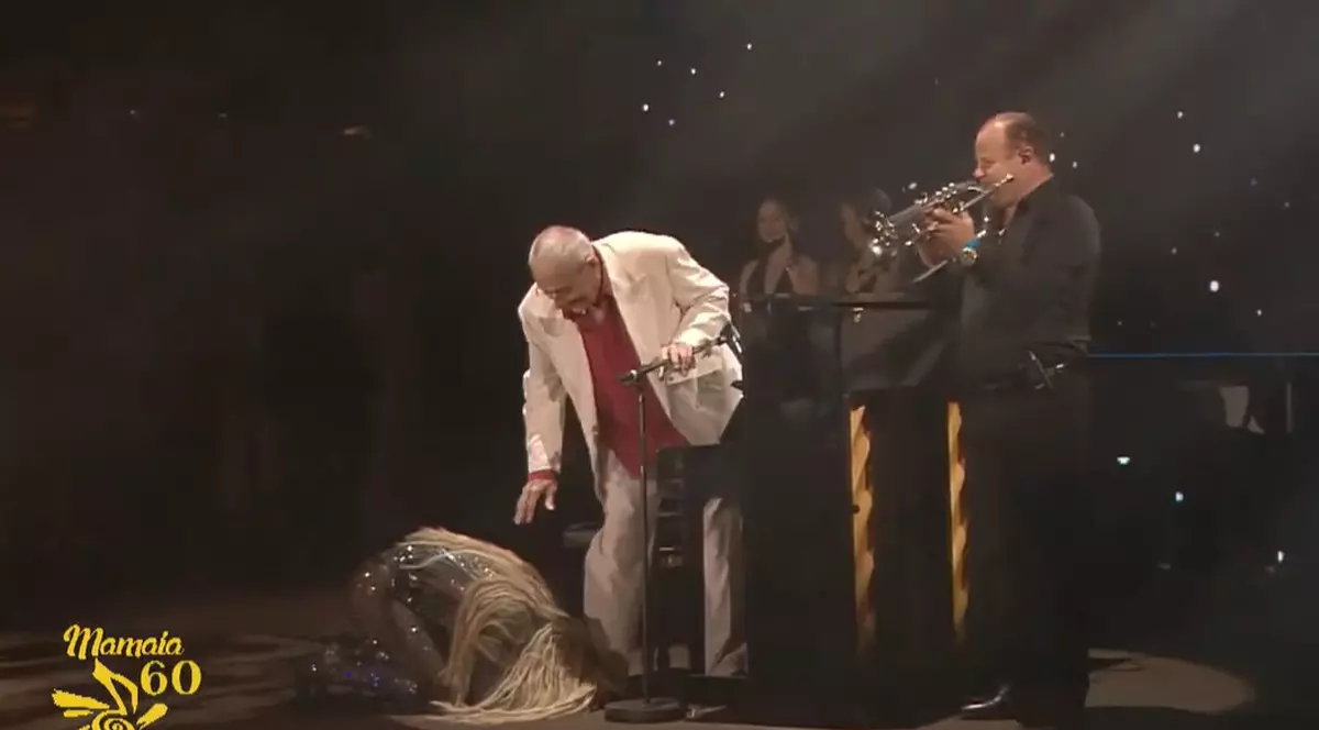 Horia Moculescu explică gestul făcut de Loredana Groza în fața lui, pe scenă: „Poate că, da, a vrut să îmi sărute picioarele”