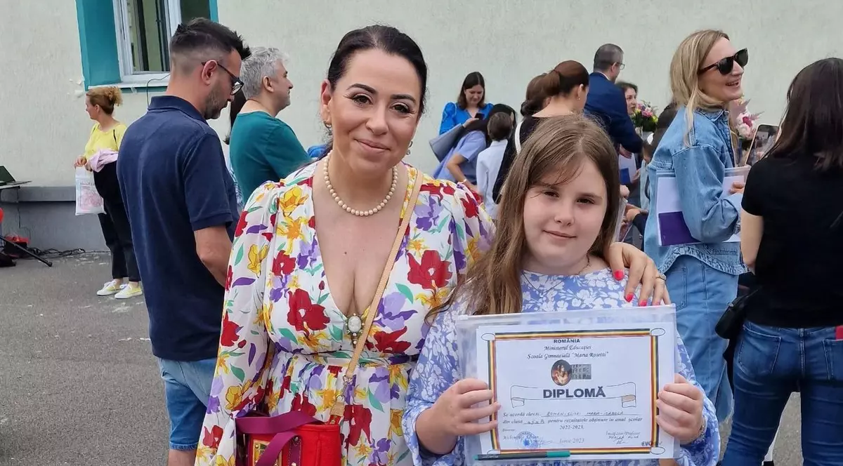 Oana Roman și Isabela