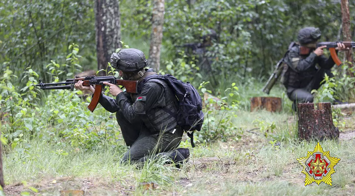 Poliția de frontieră a Poloniei cere încă 1.000 de soldați la granița cu Belarusul. Ce amenințări invocă Varșovia