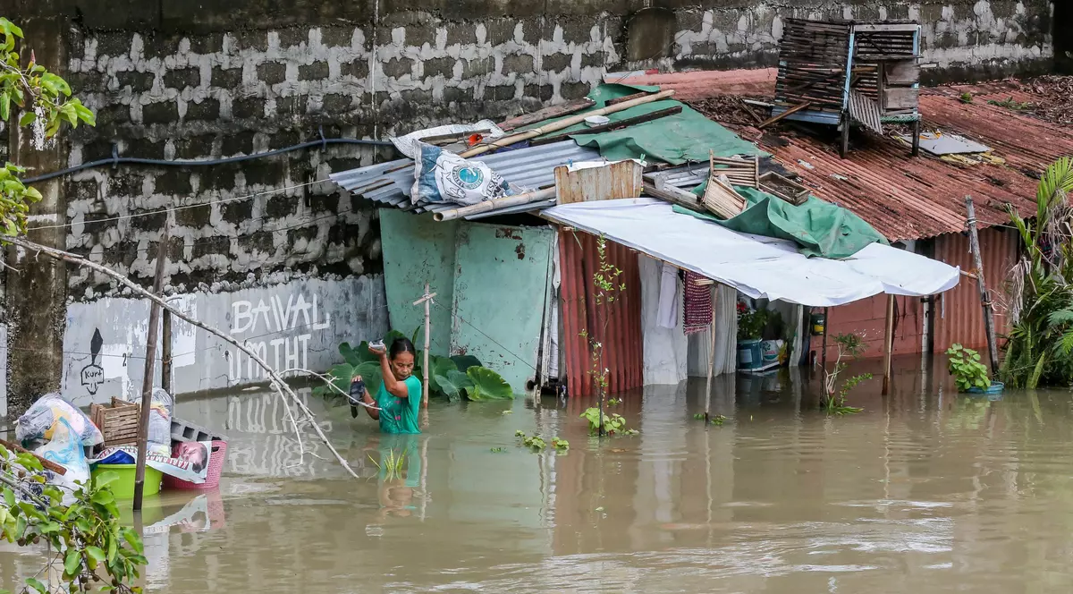 China intensifică operațiunile de salvare după taifunul Doksuri. Cea mai gravă furtună din ultimul deceniu a făcut zeci de victime. FOTO