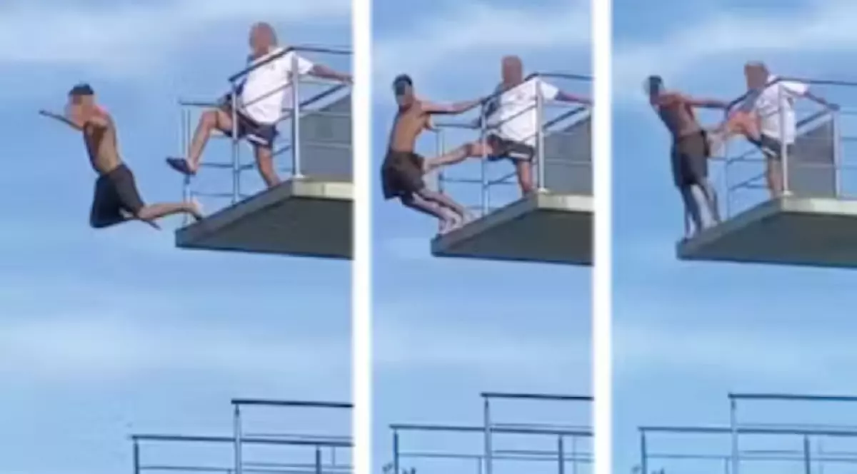 Un salvamar a împins cu piciorul un tânăr, de pe platforma de 10 metri, într-un ștrand din Austria. VIDEO