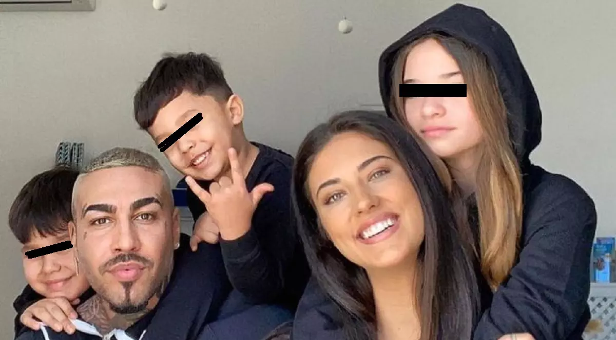 Antonia și Alex Velea alături de copii