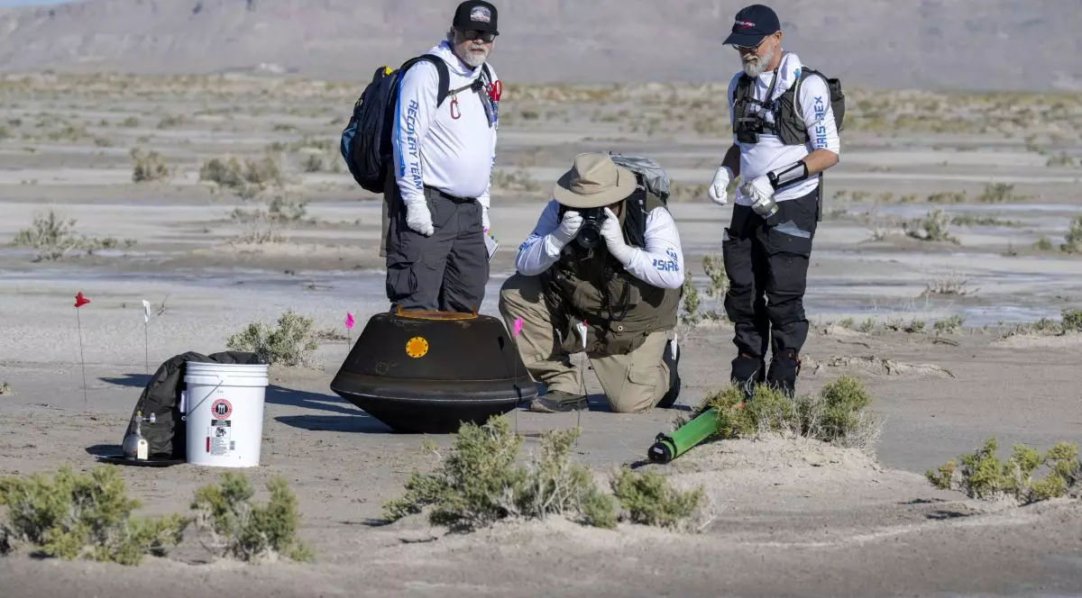 NASA a adus pe Pământ cea mai mare mostră prelevată de pe suprafața unui asteroid, la finalul unei misiuni de șapte ani