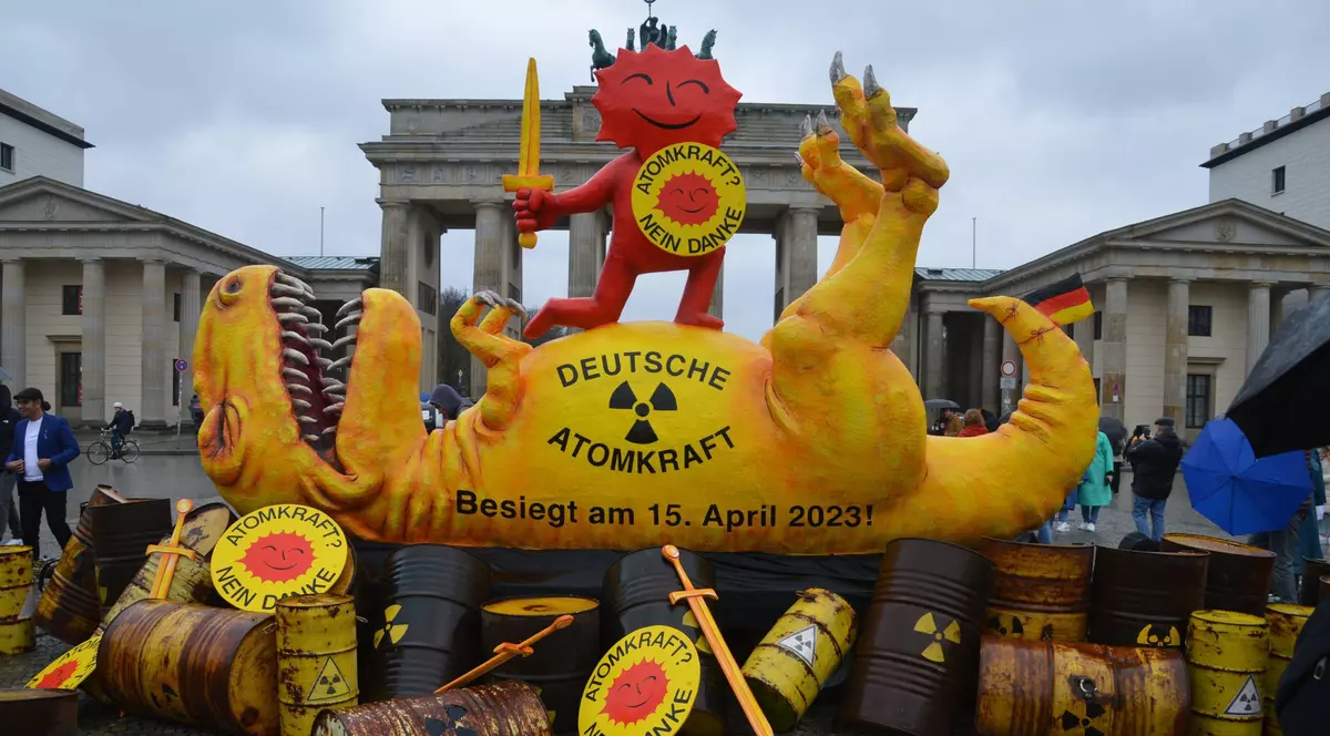 "Această chestiune este un cal mort". Olaf Scholz anunță că epoca energiei nucleare s-a încheiat în Germania