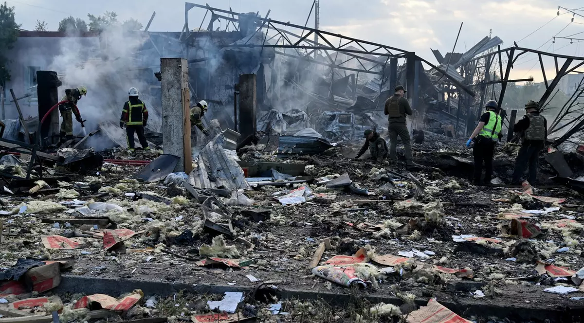 Război în Ucraina, ziua 581 | Clădiri rezidențiale, un spital și infrastructură civilă, distruse în atacurile rusești