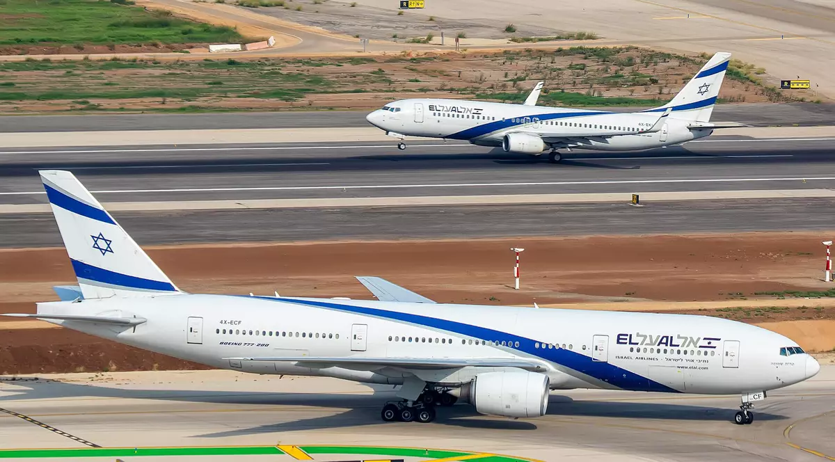 O însoțitoare de bord de la El Al, concediată după ce a publicat o postare în care și-a exprimat sprijinul pentru teroriști: „Îmi pare rău pentru martiri”