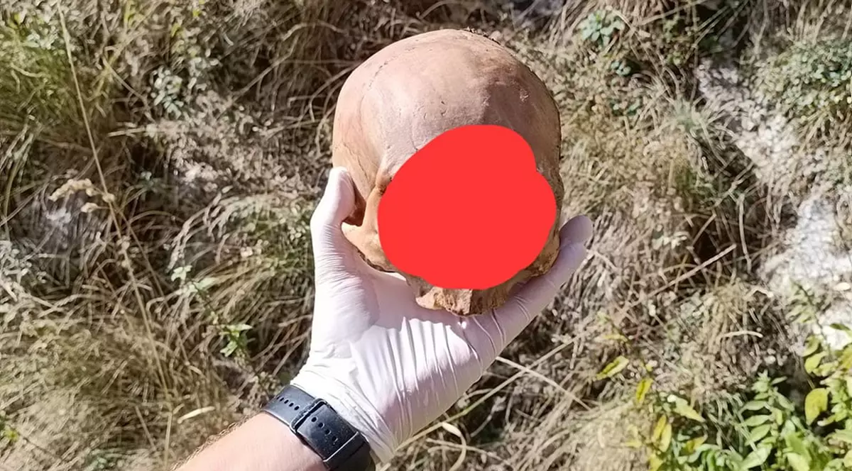 Fragmentele osoase ale unei persoane dispărute în luna august în zonă mănăstirii Pătrunsa, descoperite de salvamontişti. Reacţia Poliţiei