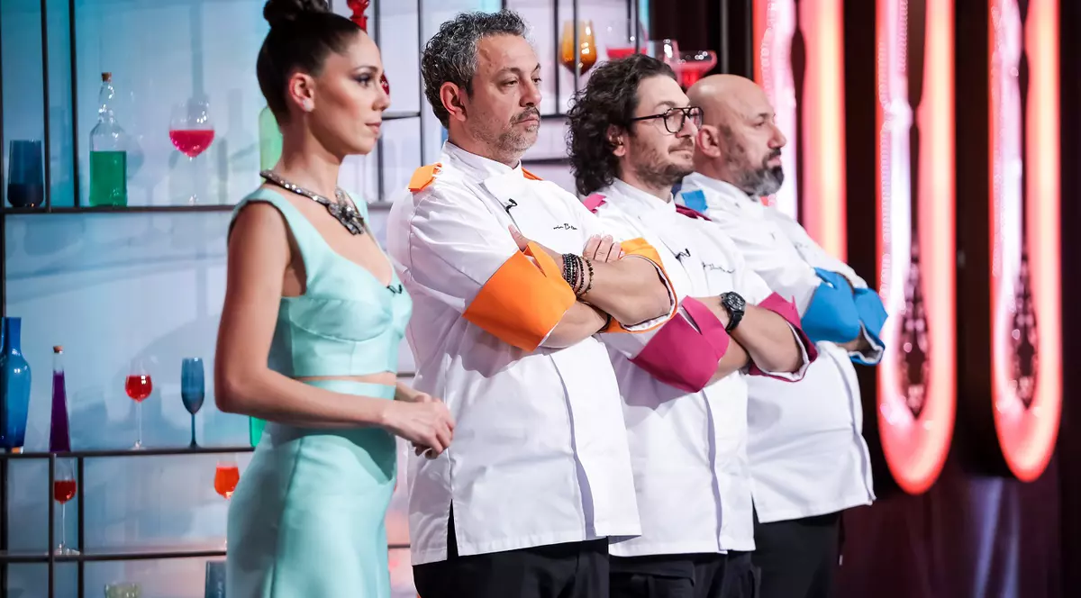 Haos la „Chefi la cuțite”. Noile ingrediente nu sunt pe placul concurenților: „N-am văzut așa ceva”
