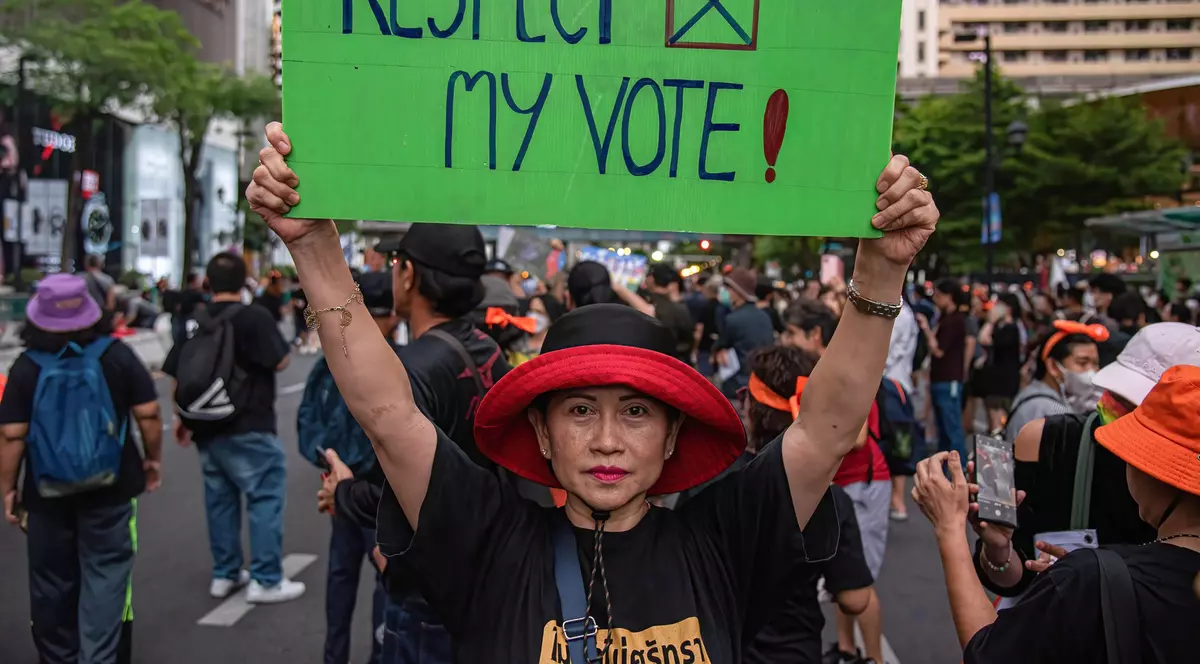 Democrația, ca piatră de poticnire a globalizării. De ce Occidentul e nevoit să adopte o logică defensivă