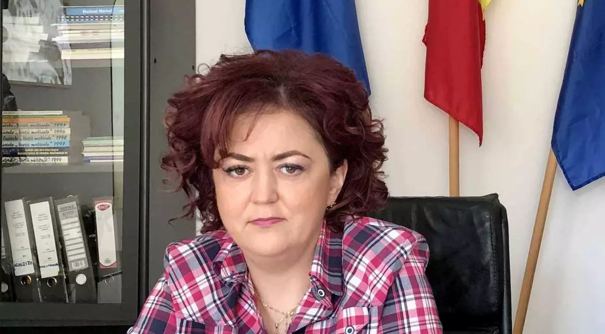 Acuzațiile aduse de DNA managerului spitalului din Botoșani: Monica Adăscăliței a luat mită pentru angajarea unui medic în spital. Sumele primite