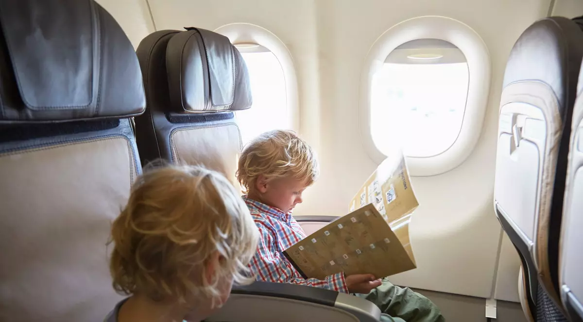Prima companie aeriană europeană care introduce „zone fără copii” pentru unele zboruri