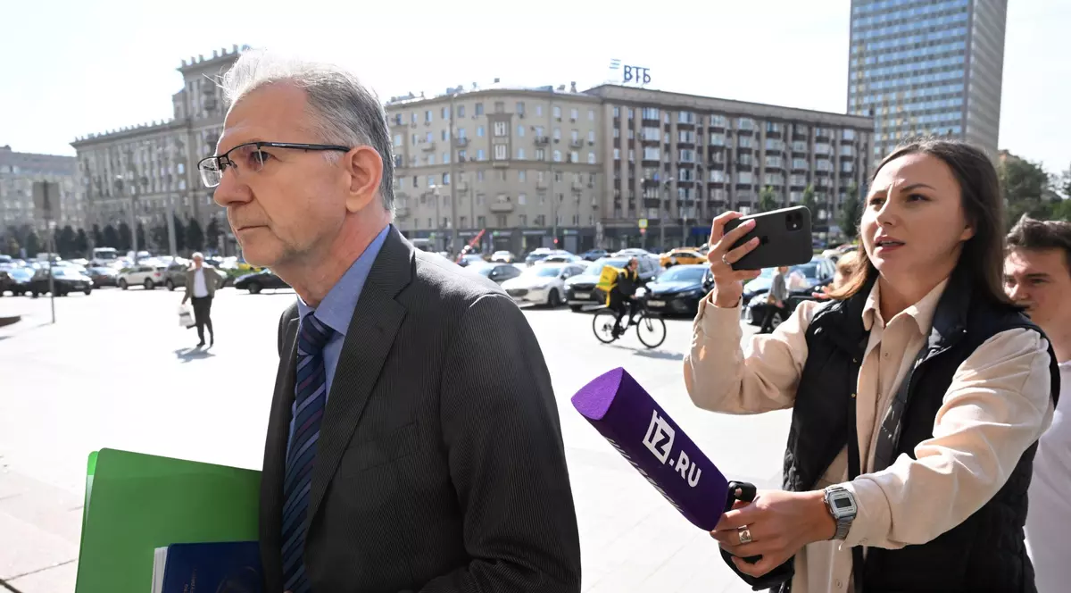 Rusia l-a convocat pe ambasadorul moldovean după expulzarea directorului Sputnik Moldova