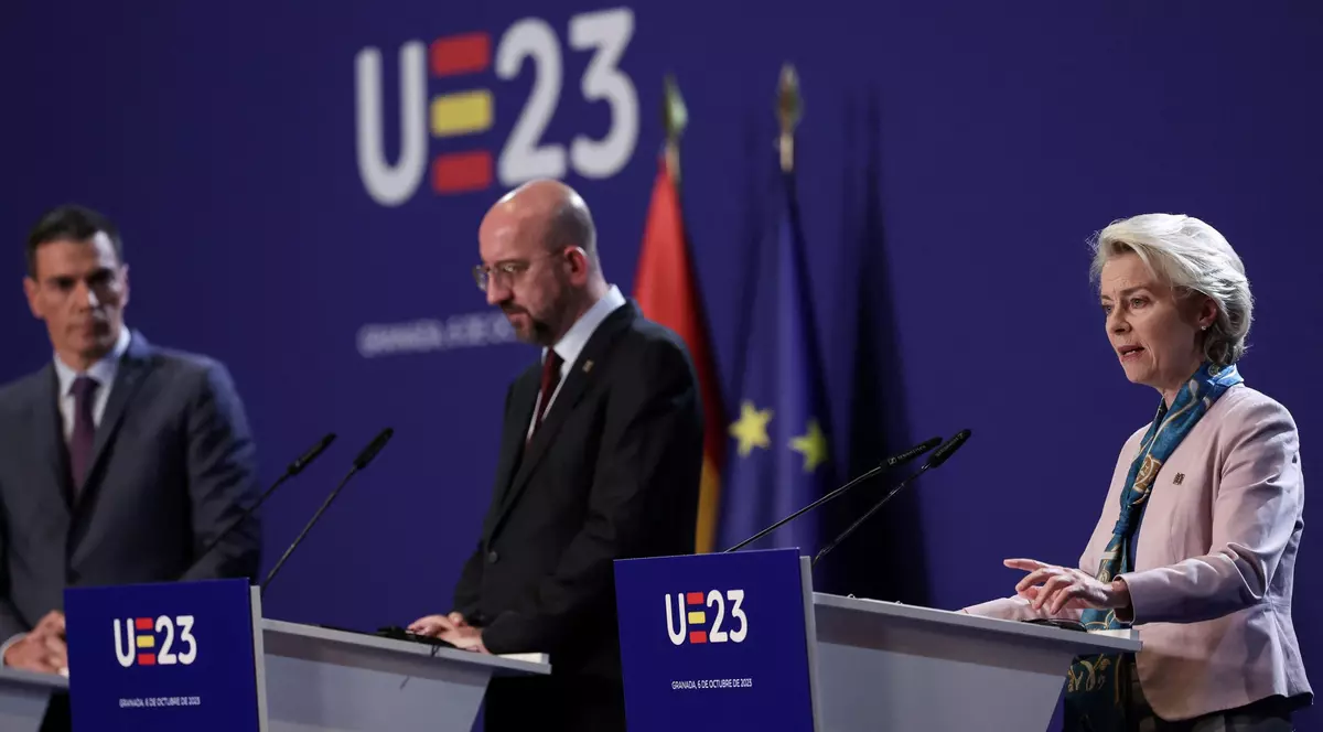 Declarația oficială de la Summitul UE din Spania a fost adoptată fără paragraful privind migrația, în urma opoziției Poloniei și Ungariei. Poziția separată a lui Charles Michel