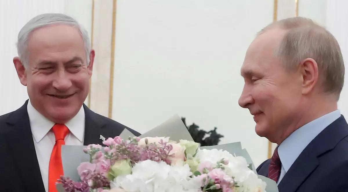 Putin, prima convorbire cu Netanyahu, după izbucnirea războiului dintre Israel și Hamas. Ce i-a transmis liderul rus