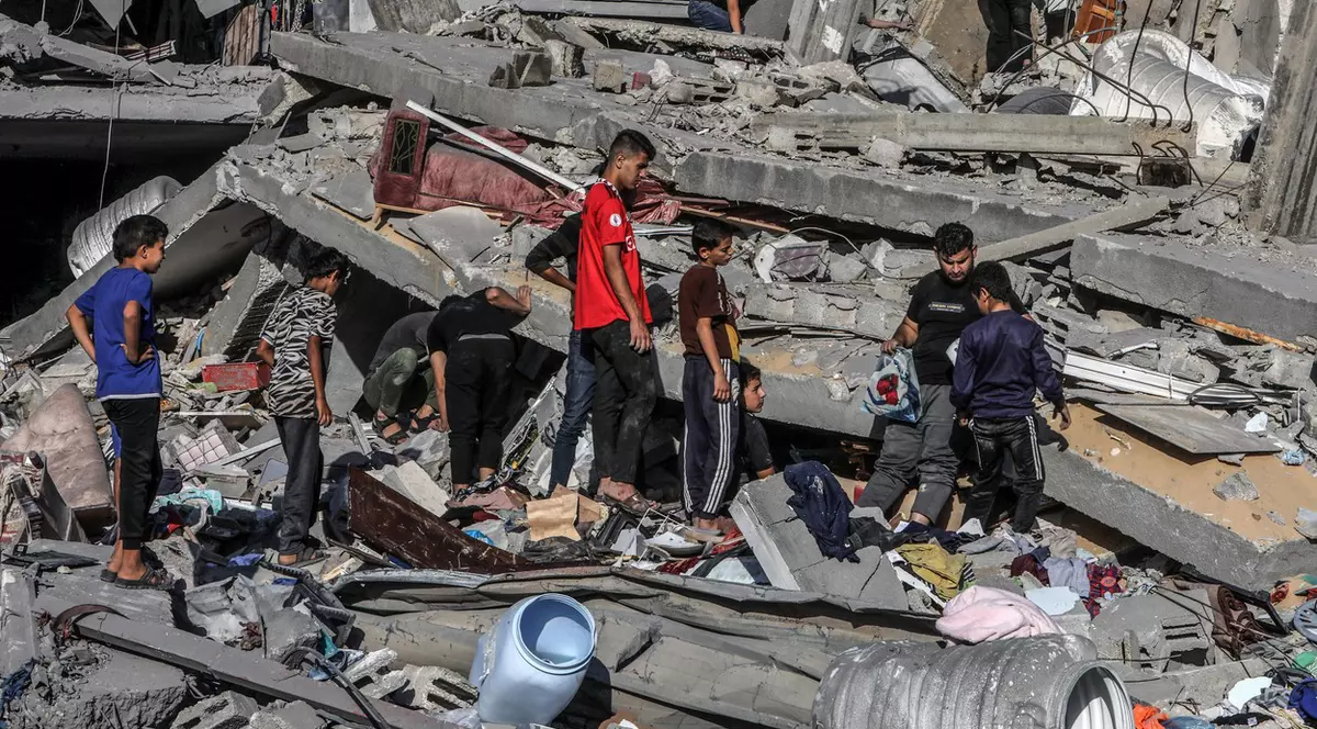 Un român cu dublă cetățenie, printre cei 200 de oameni luați ostatici de Hamas, anunță MAE